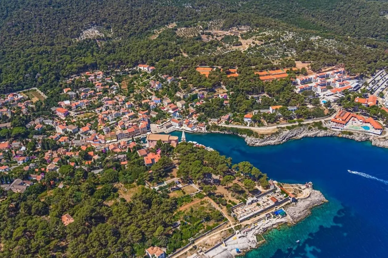 Room In Nerezine With Balcony, Wifi 4827-5 Croatia
