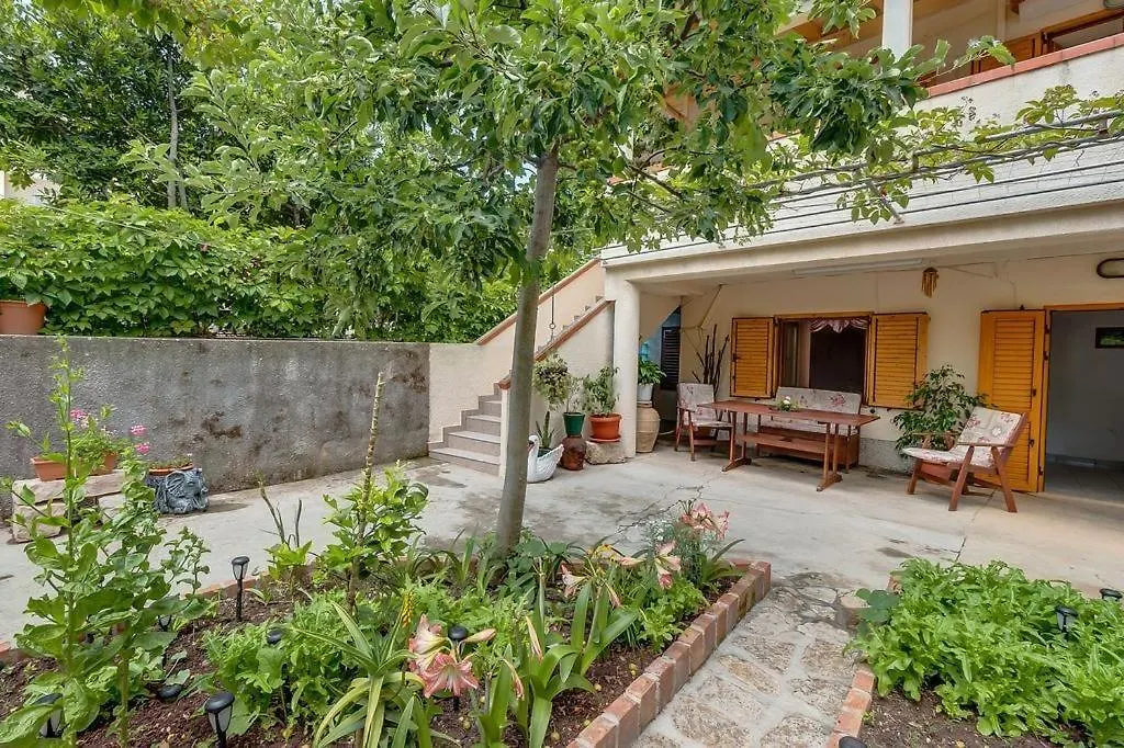 Guest house Room In Nerezine With Balcony, Wifi 4827-5