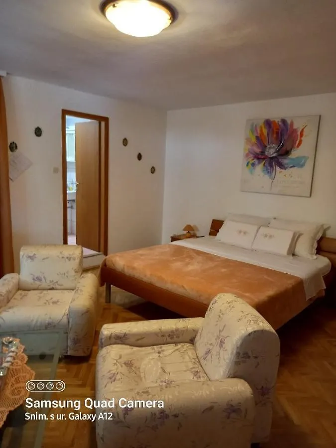 Guest house Room In Nerezine With Balcony, Wifi 4827-5