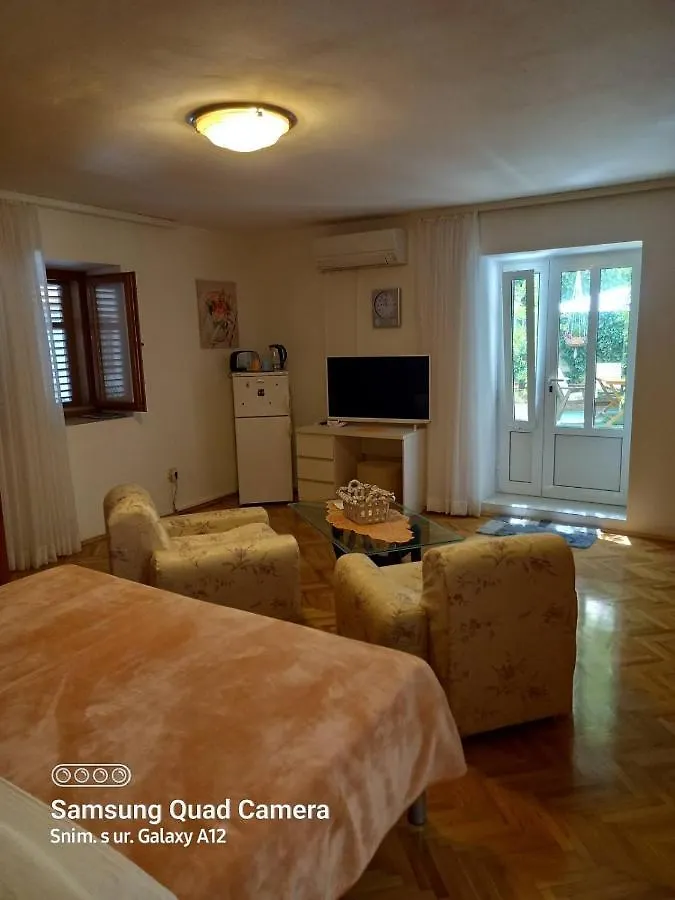 Room In Nerezine With Balcony, Wifi 4827-5 0*,  Croatia