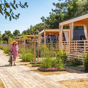 Mobile Homes Lopari Prázdninový areál