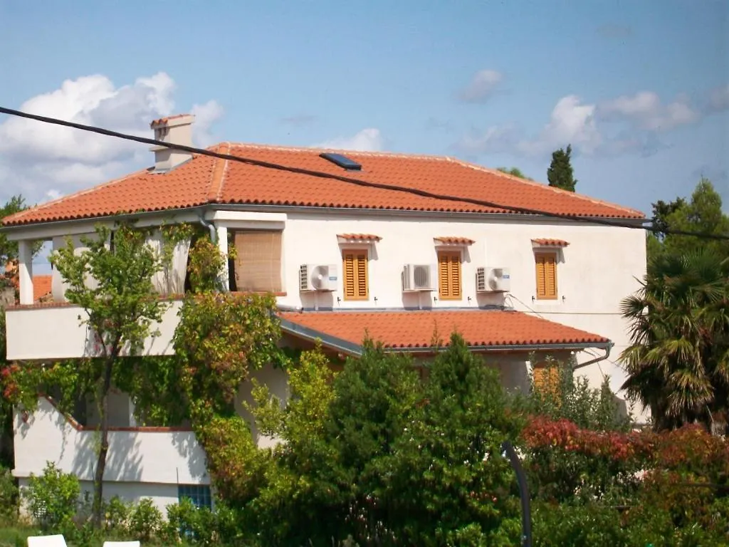 Room In Nerezine With Balcony, Wifi 4827-5 0*,  Kroatien
