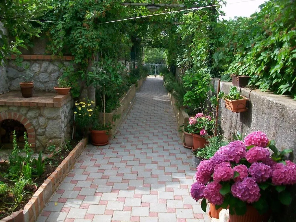 Room In Nerezine With Balcony, Wifi 4827-5 Kroatien